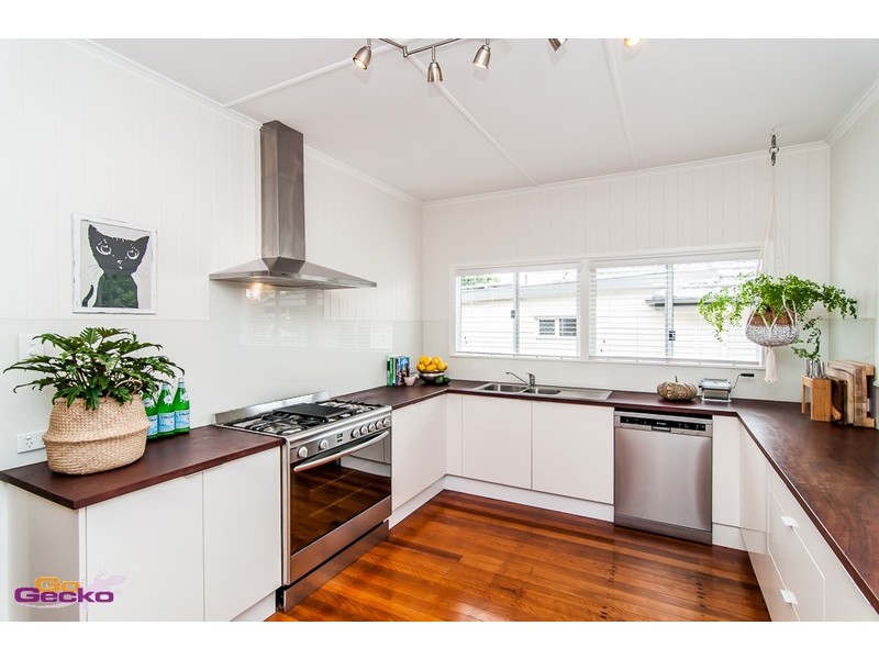 16 Hazlitt Street, Banyo QLD 4014