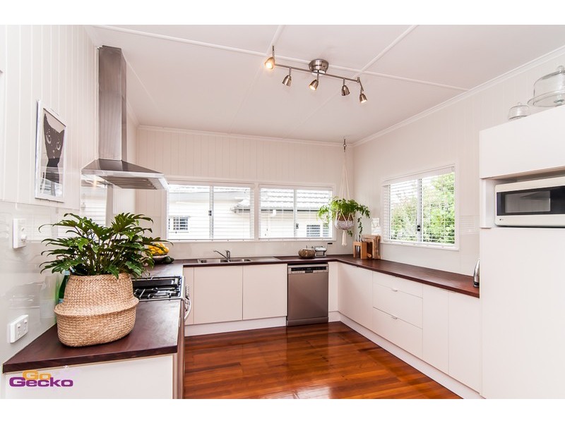 16 Hazlitt Street, Banyo QLD 4014