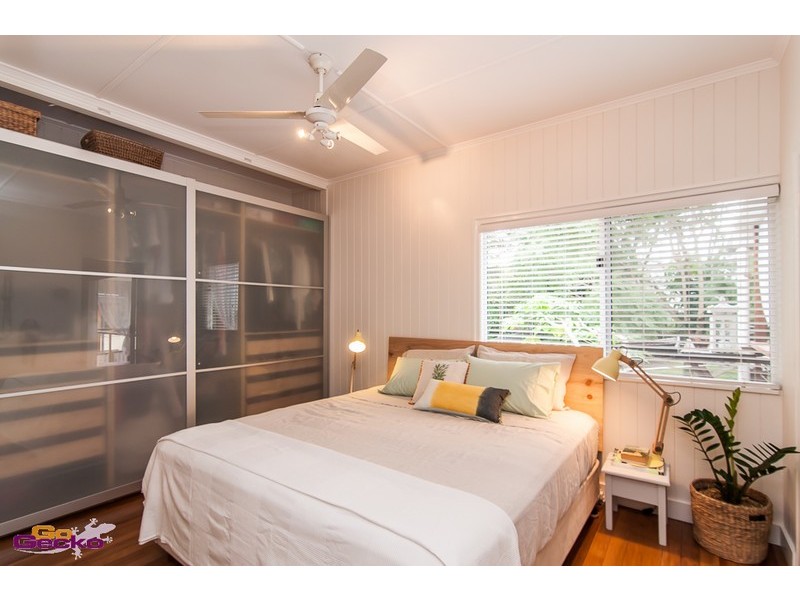 16 Hazlitt Street, Banyo QLD 4014