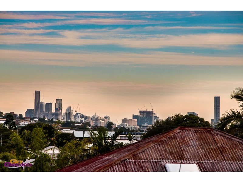 86 Rode Road, Wavell Heights QLD 4012