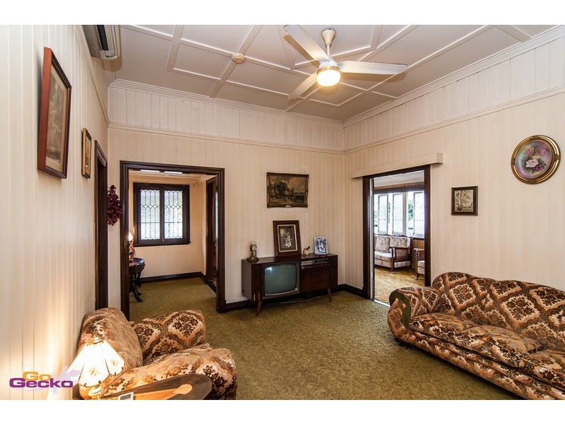 86 Rode Road, Wavell Heights QLD 4012