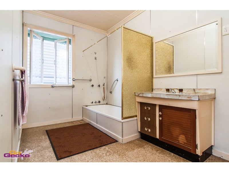 86 Rode Road, Wavell Heights QLD 4012