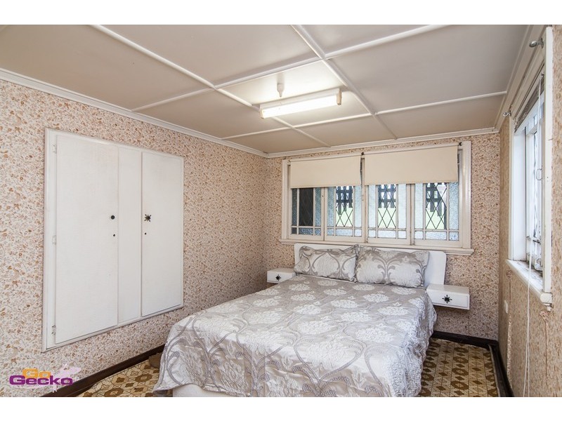 86 Rode Road, Wavell Heights QLD 4012