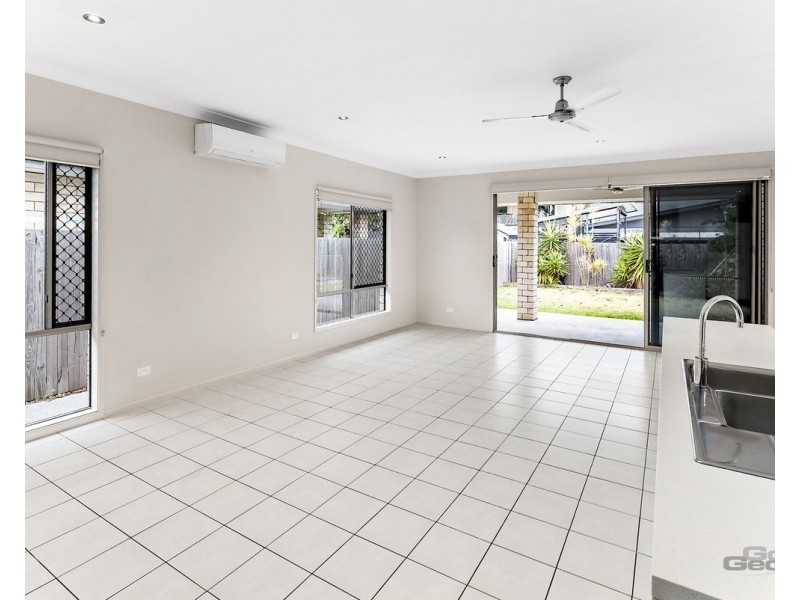 9 Station Avenue, Northgate QLD 4013