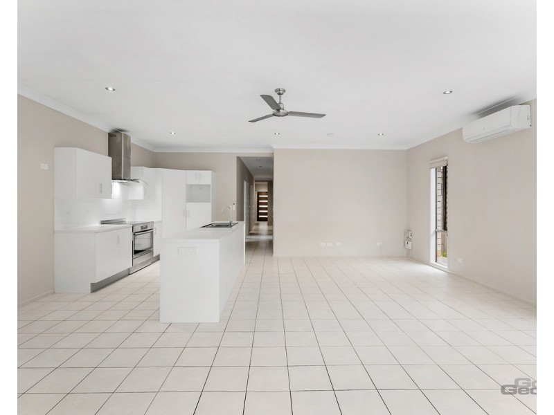 9 Station Avenue, Northgate QLD 4013