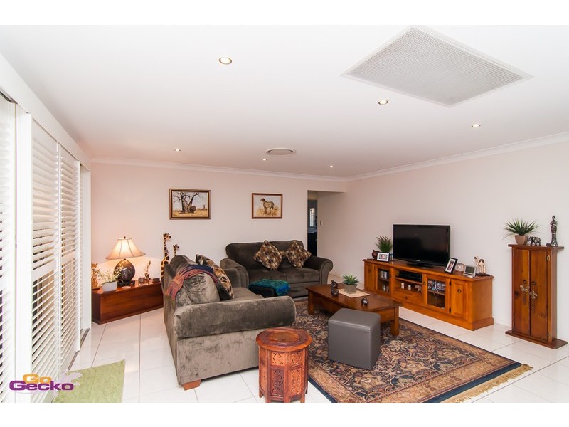 19 Lillydale Street, Carseldine QLD 4034