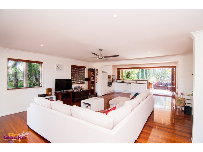 18 Caronga Street, Wavell Heights QLD 4012