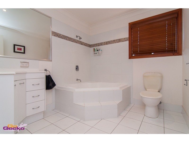 18 Caronga Street, Wavell Heights QLD 4012