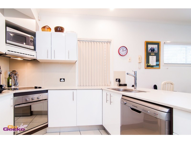 1/12 Mordant Street, Ascot QLD 4007