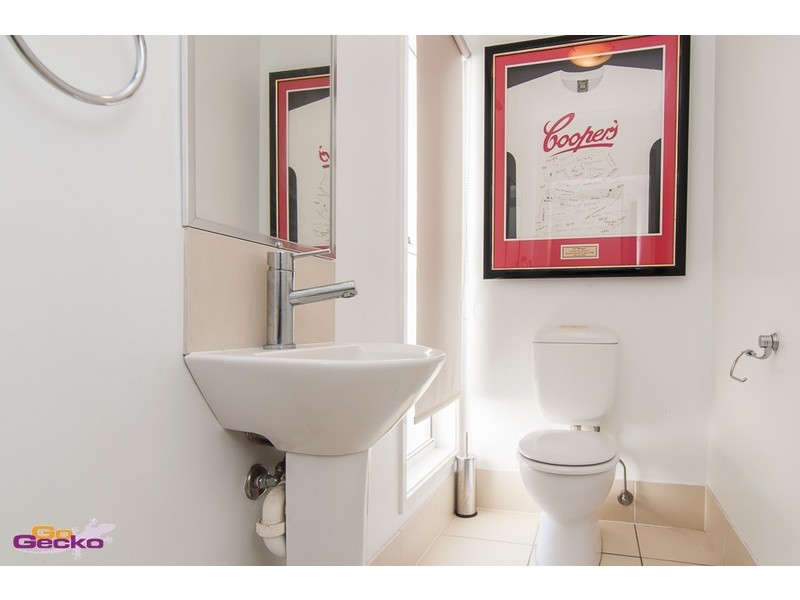 1/12 Mordant Street, Ascot QLD 4007