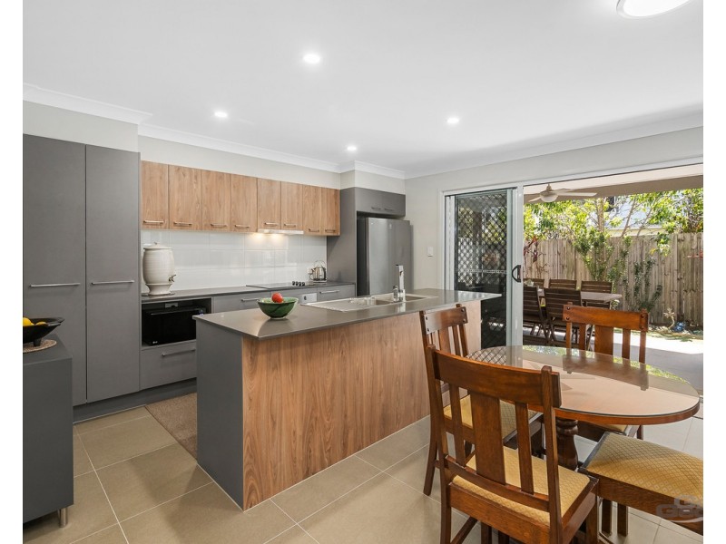 2/33 Lacey Road, Carseldine QLD 4034