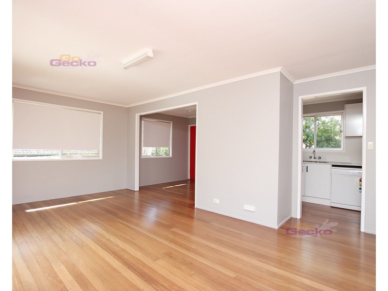 11 Leis Road West, Kallangur QLD 4503
