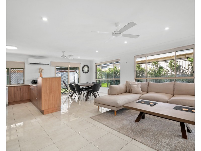 8 Loreto Close, Boondall QLD 4034