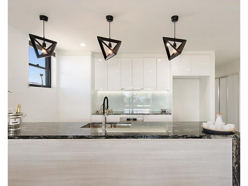 4/214 Hornibrook Esplanade, Woody Point QLD 4019