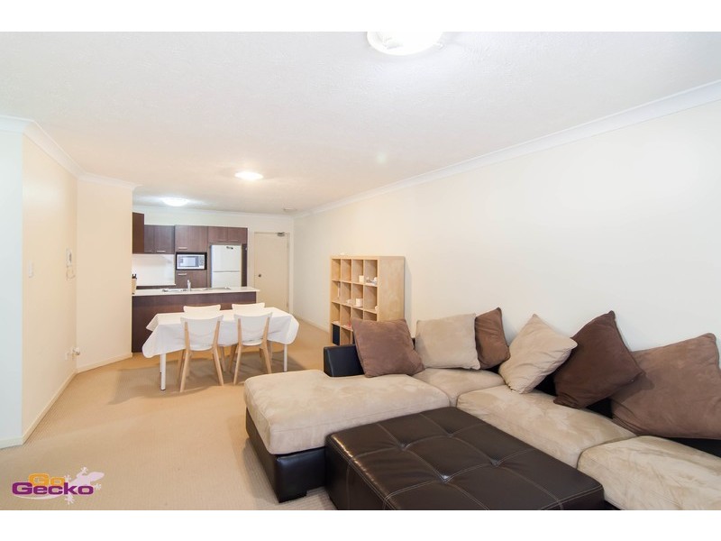 8/12 Grace Street, Nundah QLD 4012