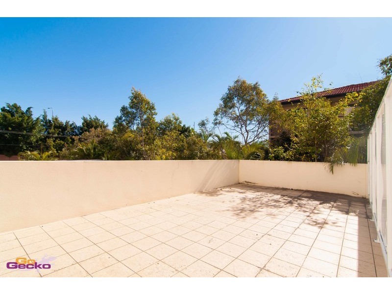 8/12 Grace Street, Nundah QLD 4012