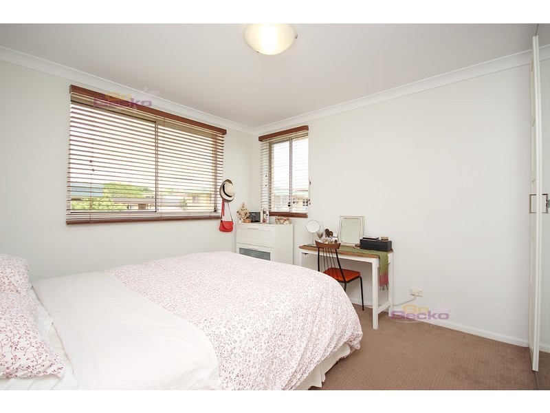 6/21 Macaulay Street, Coorparoo QLD 4151