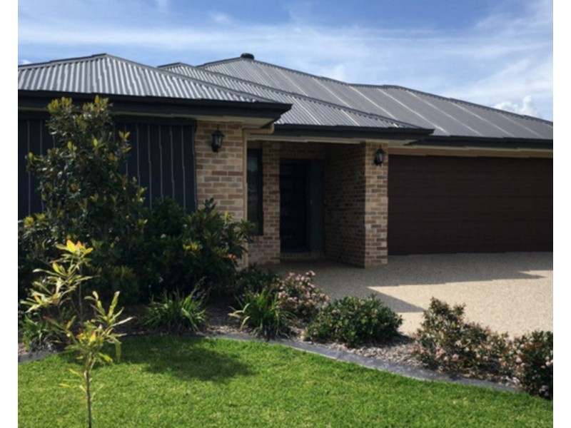 52 Ravensbourne Crescent, North Lakes QLD 4509