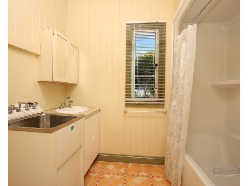 1/127 Dickson Street, Wooloowin QLD 4030