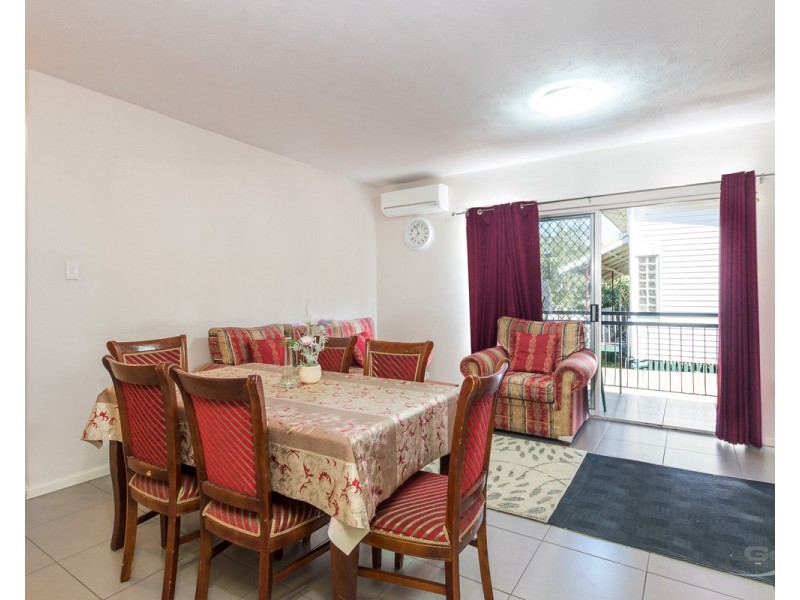 2/27 Hall Street, Northgate QLD 4013