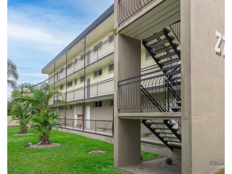 2/27 Hall Street, Northgate QLD 4013