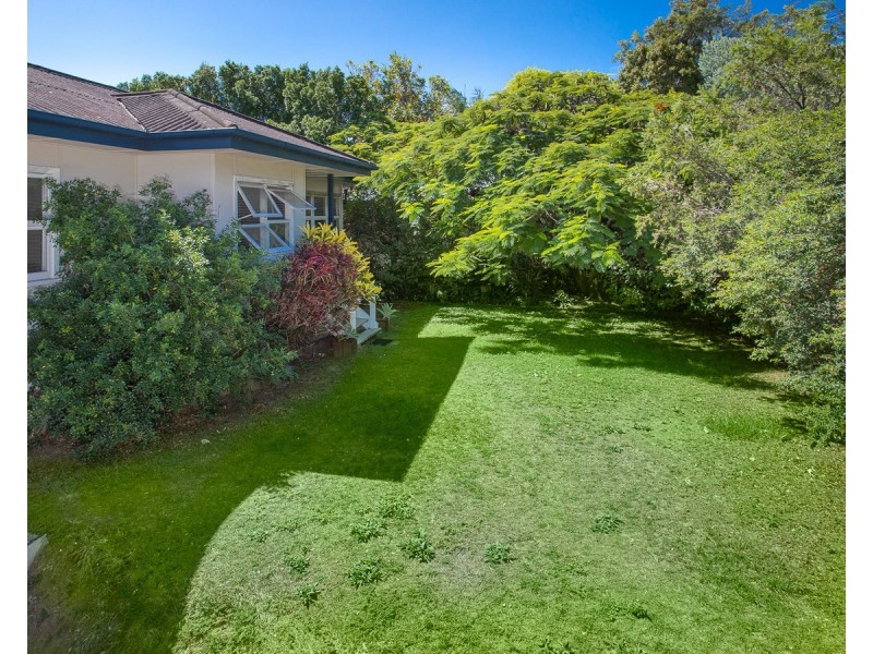 201 Scarborough Road, Scarborough QLD 4020