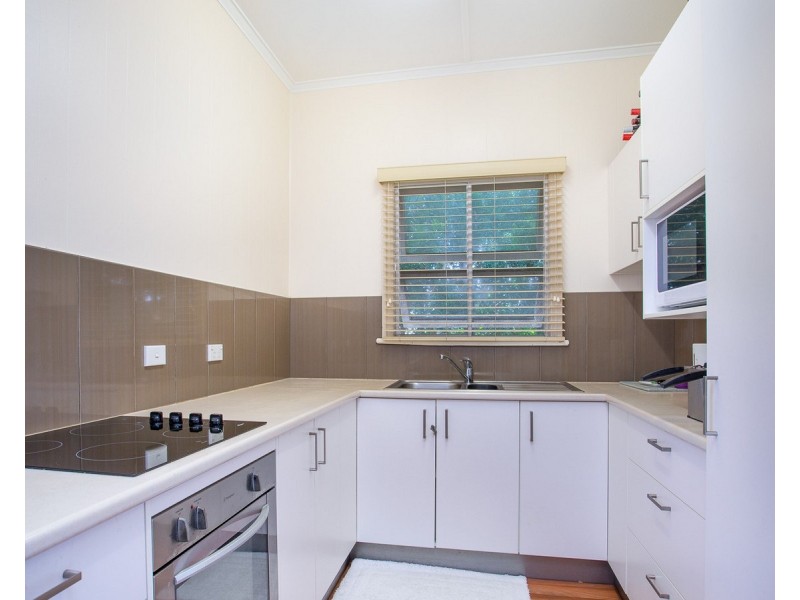 201 Scarborough Road, Scarborough QLD 4020