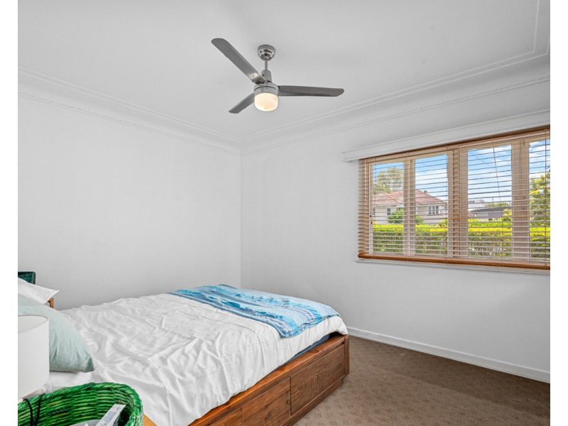 67 Eleventh Avenue, Kedron QLD 4031