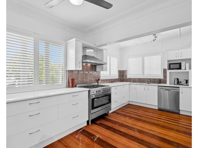 67 Eleventh Avenue, Kedron QLD 4031