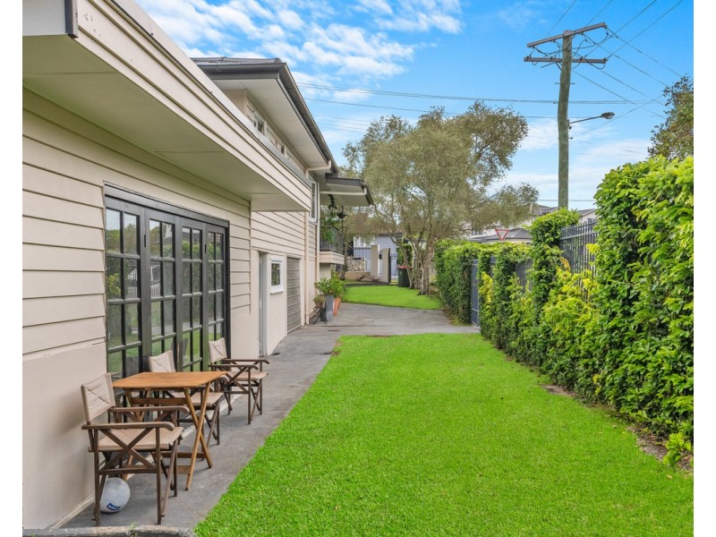 67 Eleventh Avenue, Kedron QLD 4031