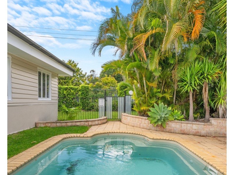 67 Eleventh Avenue, Kedron QLD 4031