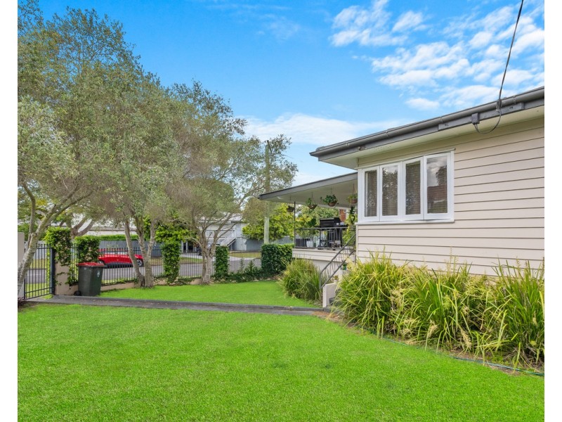 67 Eleventh Avenue, Kedron QLD 4031