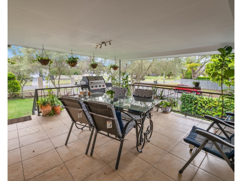 67 Eleventh Avenue, Kedron QLD 4031