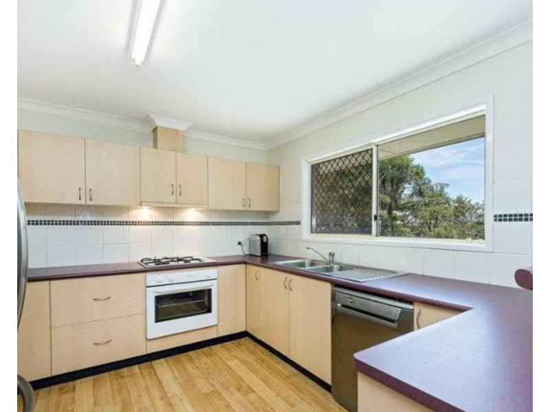 18 Gable Street, Stafford Heights QLD 4053