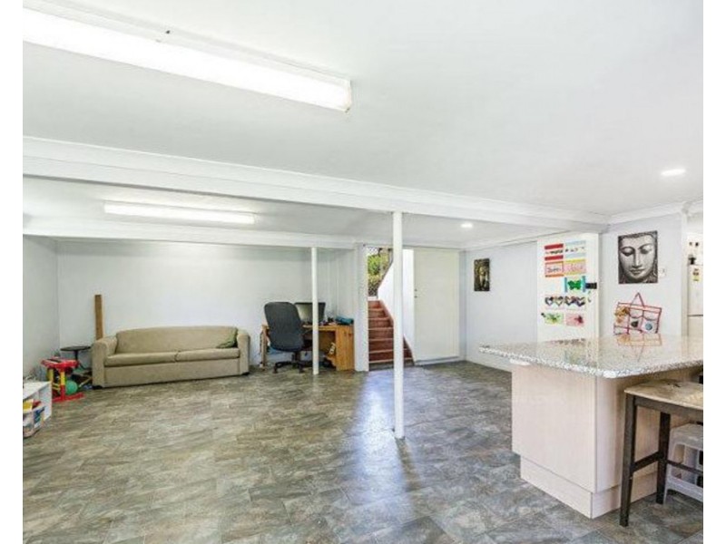 18 Gable Street, Stafford Heights QLD 4053