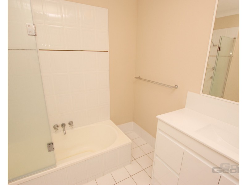 1/69 Sixth Avenue, Windsor QLD 4030