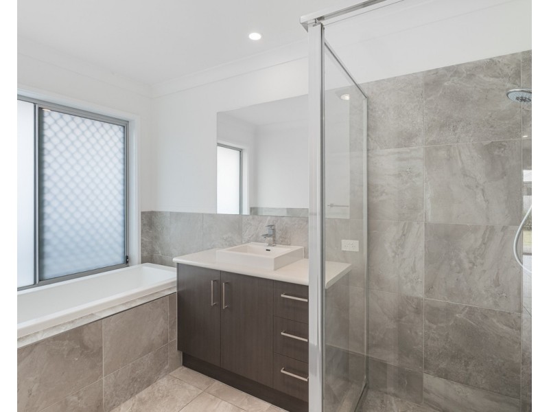 3 Rosella Street, Redbank Plains QLD 4301