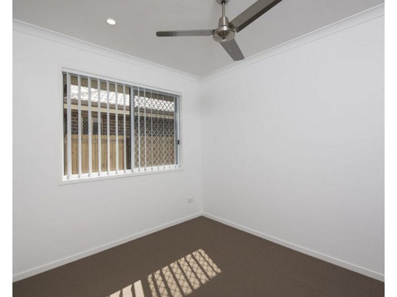 8 Apple Circuit, Griffin QLD 4503