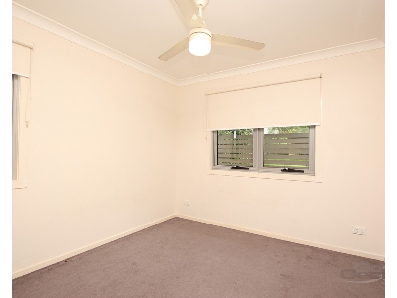 3/4 Petrie Street, Petrie QLD 4502