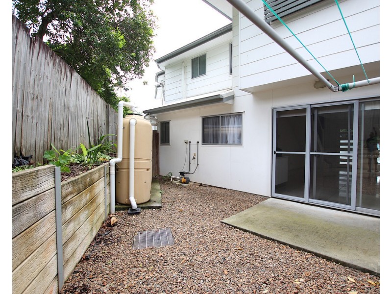 3/4 Petrie Street, Petrie QLD 4502