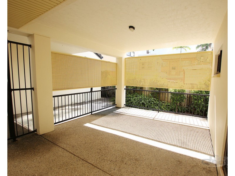 1/36 Warren Street, St Lucia QLD 4067