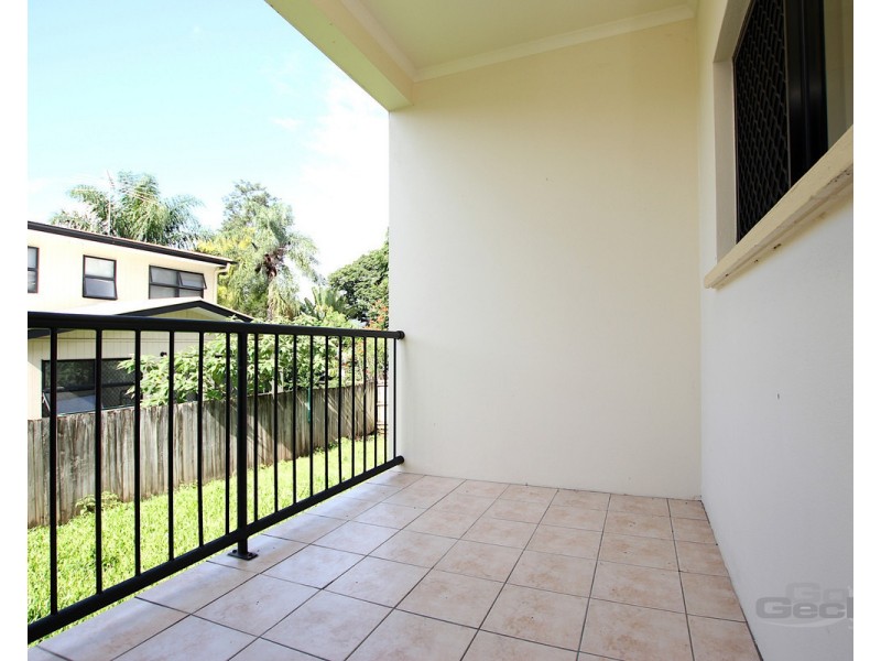 1/36 Warren Street, St Lucia QLD 4067