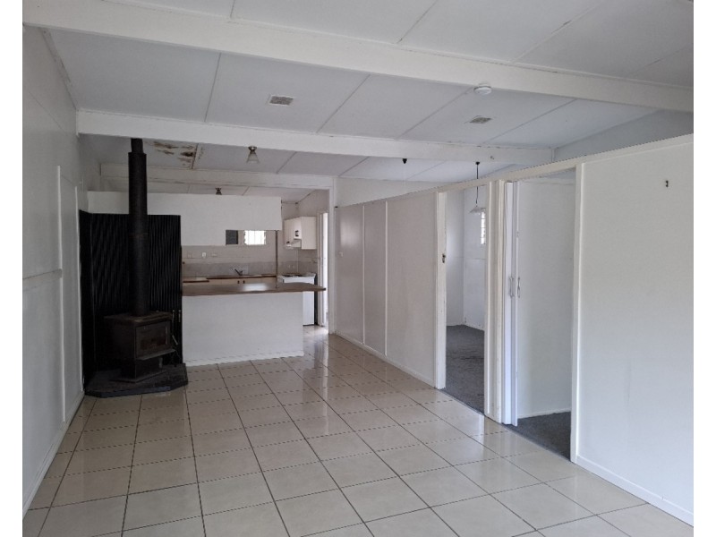 6A Moreton Terrace, Beachmere QLD 4510