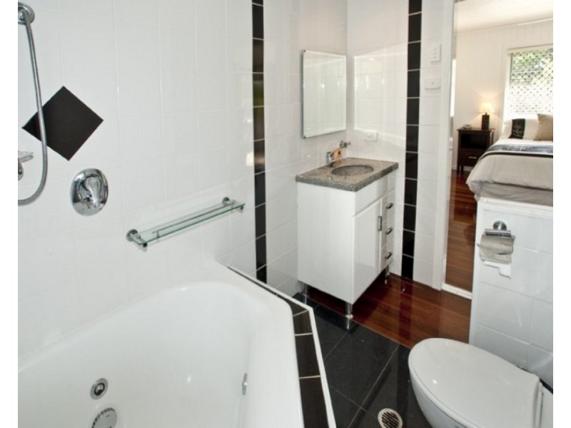 43 Long Street, Clontarf QLD 4019