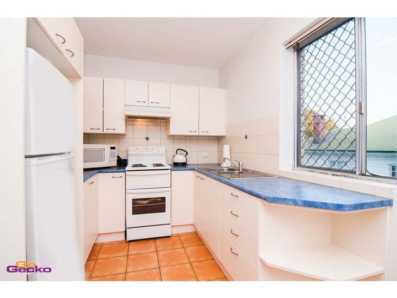 2/10 Park Road, Nundah QLD 4012