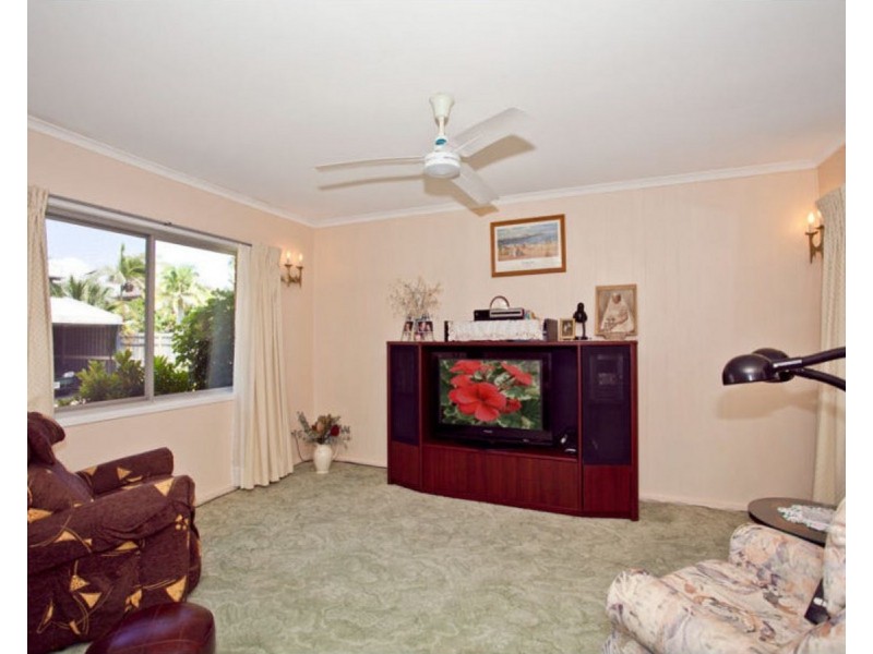 15 Marigold Street, Margate QLD 4019