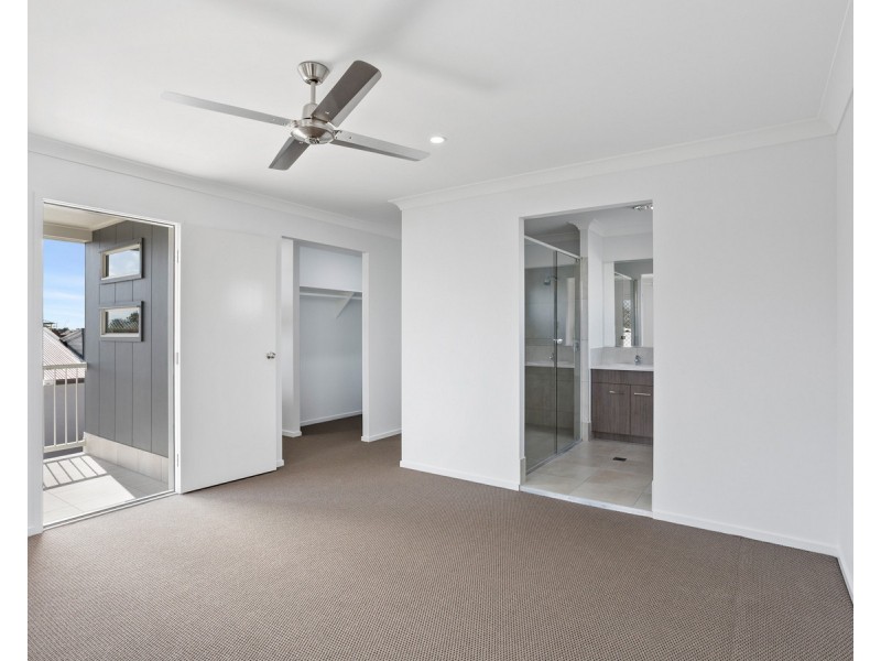 44 Morna Street, Newport QLD 4020