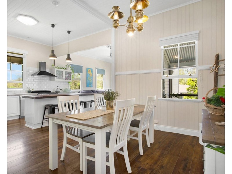 4 Gumleaf Court, Burpengary QLD 4505