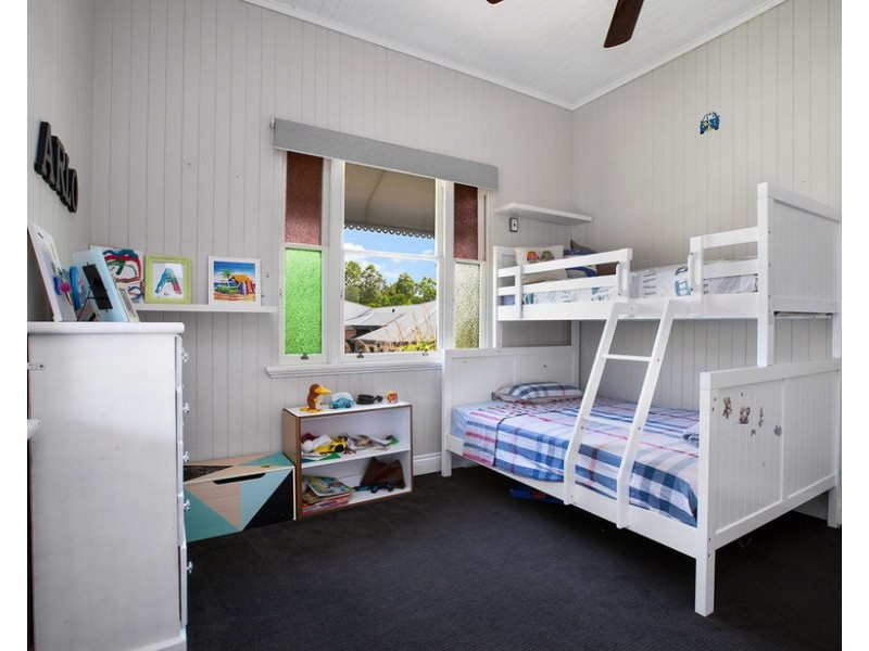 4 Gumleaf Court, Burpengary QLD 4505