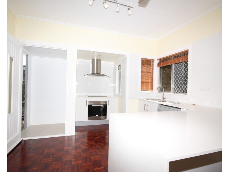 6 Tolmie Street, Zillmere QLD 4034